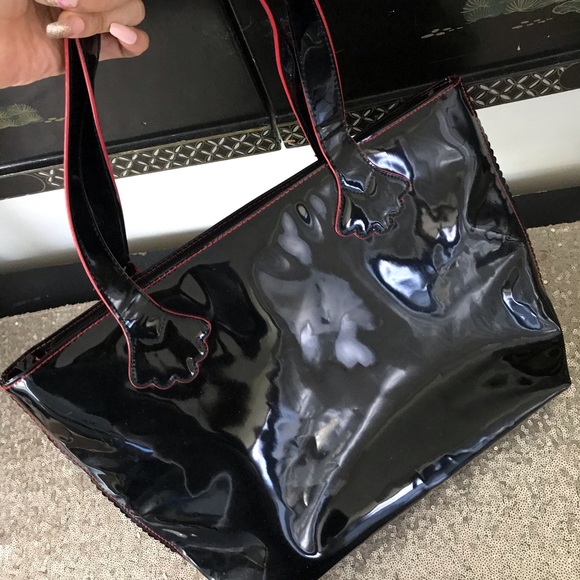 🖤pretty saks fifth avenue shoulder bag 🖤 - Picture 2 of 7